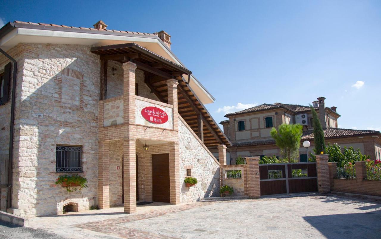 Marchese Del Grillo Hotel Fabriano Exterior foto